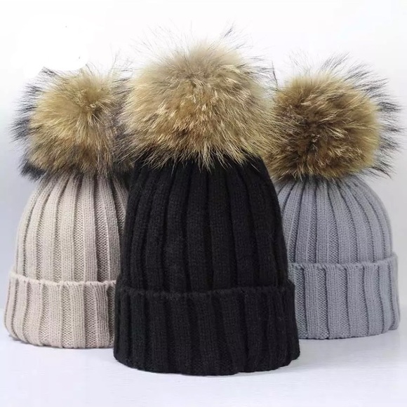 Accessories - ✨SALE✨ Pom Pom Beanie